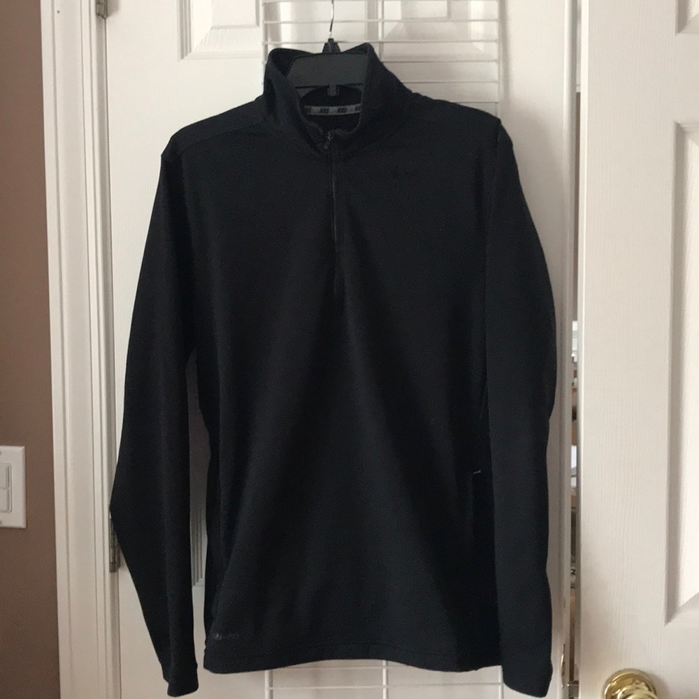 Nike Men’s pullover 1/4 zip black jacket  size M